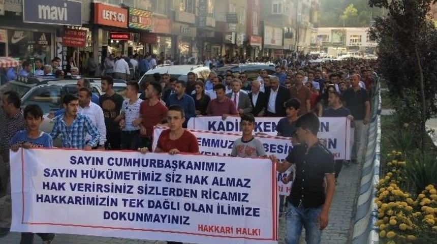 &lsquo;hakkari İl Kalsın&rsquo; Y&uuml;r&uuml;y&uuml;ş&uuml;