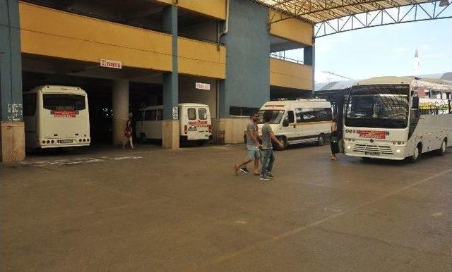 Nazilli’de Köy Minibüslerinin Yeni Durağı Katlı Otopark