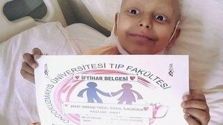 Mustafa Ceceli Hayranı Küçük Zehra Yaşam Savaşını Kaybetti