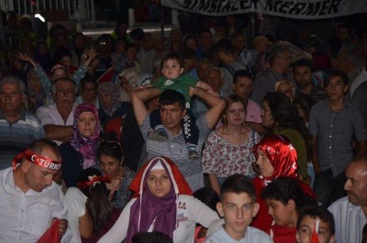 Onlar Demokrasinin Minik Nöbetçileri G3