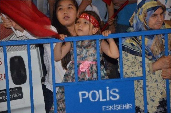 Onlar Demokrasinin Minik Nöbetçileri G4