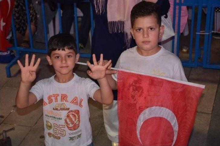 Onlar Demokrasinin Minik Nöbetçileri G5