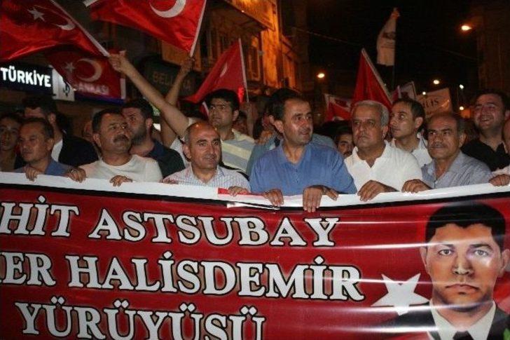 Kilis’te Şehit Astsubay Ömer Halisdemir’e Saygı Yürüyüşü G3