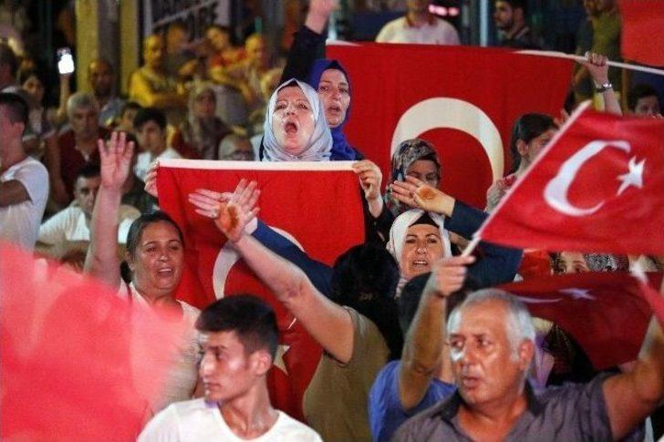 Demokrasi Şöleni Antalya’da Kaldığı Yerden Devam Ediyor G2