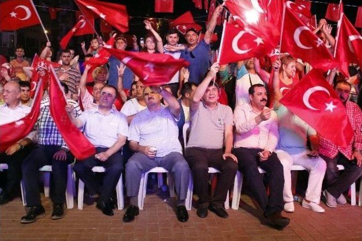 Demokrasi Şöleni Antalya’da Kaldığı Yerden Devam Ediyor G4