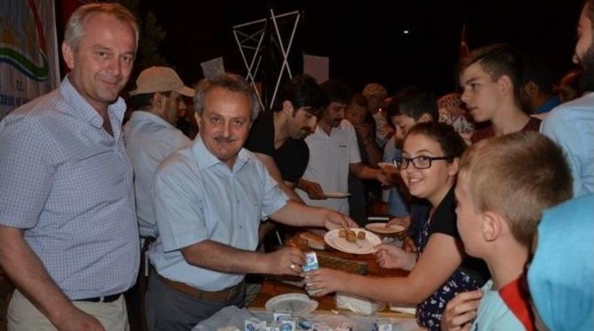 Sarıkoca&rsquo;dan Demokrasi N&ouml;betinde G&ouml;rev Alan Personellere Teşekk&uuml;r