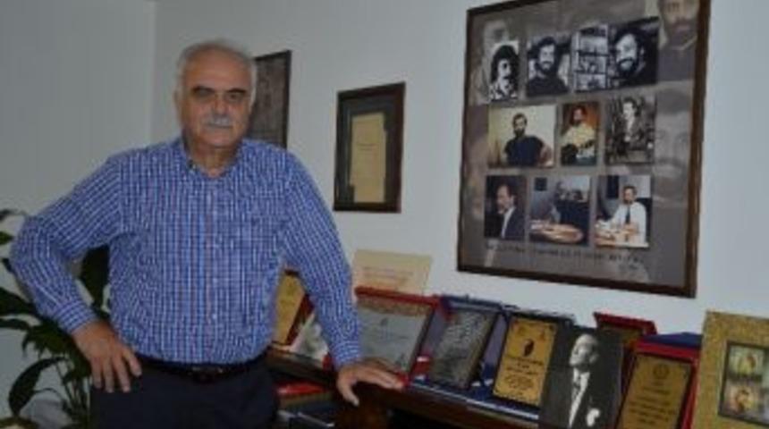 Edak Eczacıların Sorunlarını &Ccedil;&ouml;zecek Bir &Ccedil;alışma İ&ccedil;erisinde