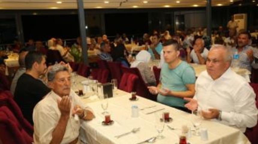 Başkan Tollu&rsquo;dan Hacı Adaylarına Uğurlama Yemeği