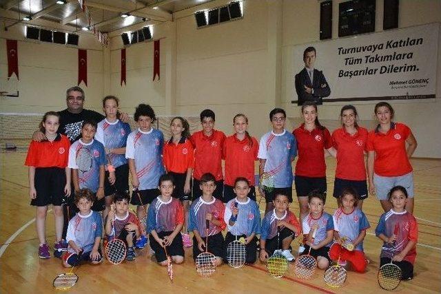 Badminton’un Madalya Avcıları Bergama’da Yetişiyor