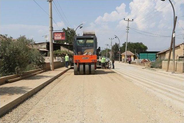 Sarıgöl’de Yollar Yenileniyor