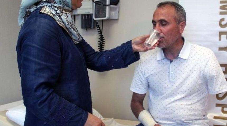 Kaybettiği Kolunu Değil, Ülkesini Sordu