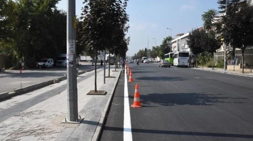 Kuyumcuzade Bulvarında Yol &Ccedil;izgileri De Tamamlanıyor