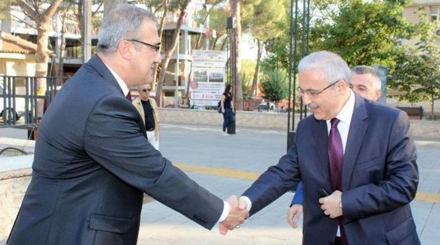 Vali G&uuml;ven&ccedil;er Alaşehir&rsquo;de Temaslarda Bulundu