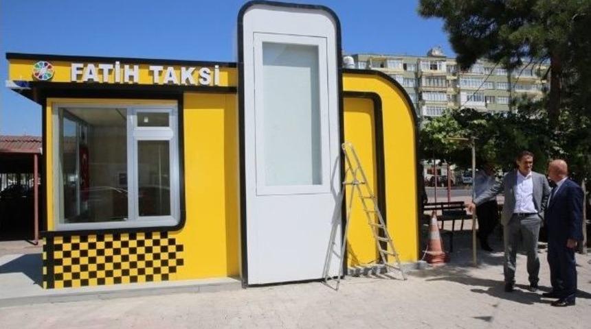 &Ccedil;olakbayrakdar, "kocasinan&rsquo;da Taksi Durakları Da G&uuml;zelleşiyor"