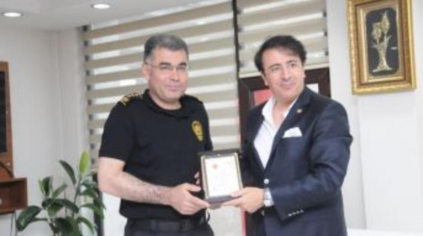 Aydemir: Polisimiz Destansı Bir M&uuml;cadele Sergilemiştir