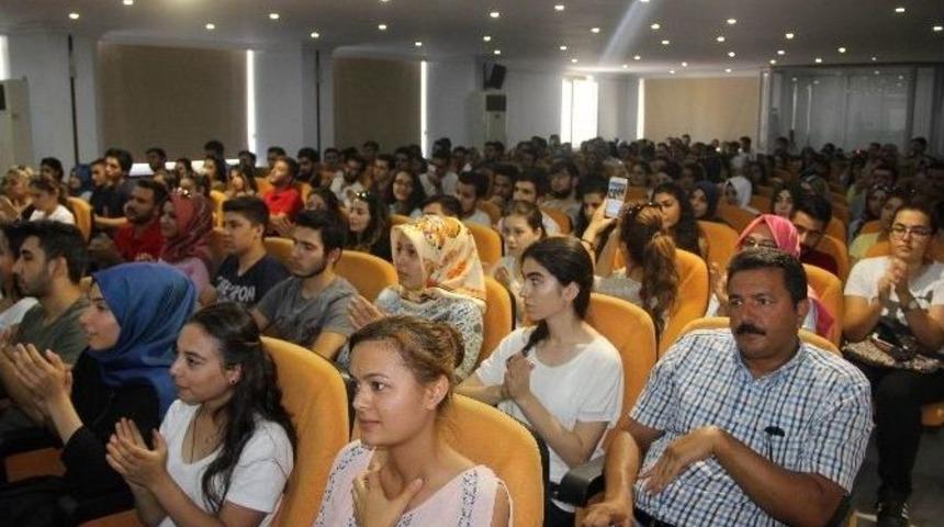 Fet&ouml;, Kendi Okullarında Okuyan &Ouml;ğrencileri De Mağdur Etti