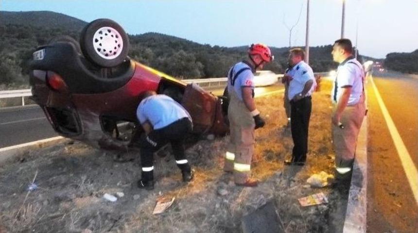 Burhaniye&rsquo;de Trafik Kazası: 3 Yaralı