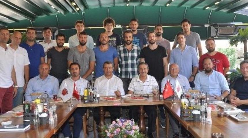 Başkan Ata&ccedil; Devleri Ağırladı