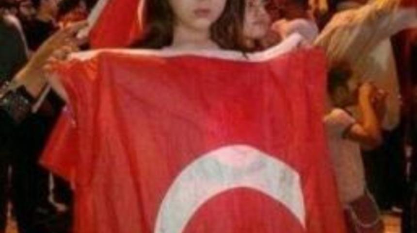 Başkan Tahmazoğlu&rsquo;ndan N&ouml;bette Tanıştığı K&uuml;&ccedil;&uuml;k Yaren&rsquo;e Moral Ziyareti