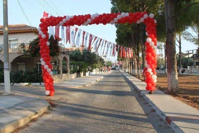 Didim’de Tamamlanan Yol Ve Kaldırımlar İçin Tören Düzenlendi