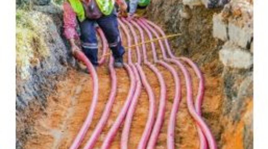 Sarı&ccedil;am İl&ccedil;esinde Enerji Dağıtım Yatırımları Hız Kazandı