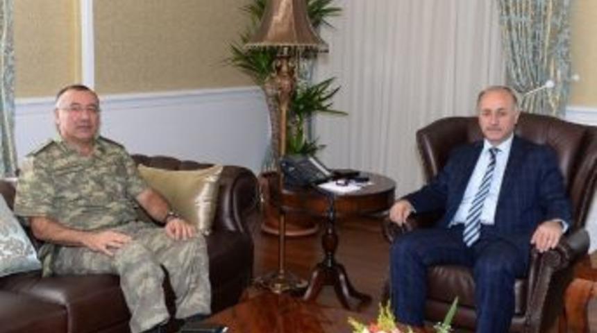 T&uuml;mgeneral Alpar&rsquo;dan Vali Azizoğlu&rsquo;na Ziyaret