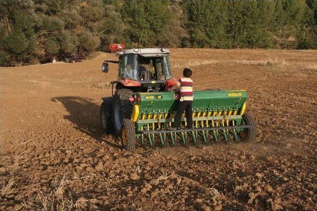 Yozgat Gıda Tarım Ve Hayvancılık İl Müdürlüğünden Çiftçiye Destekleme Uyarısı