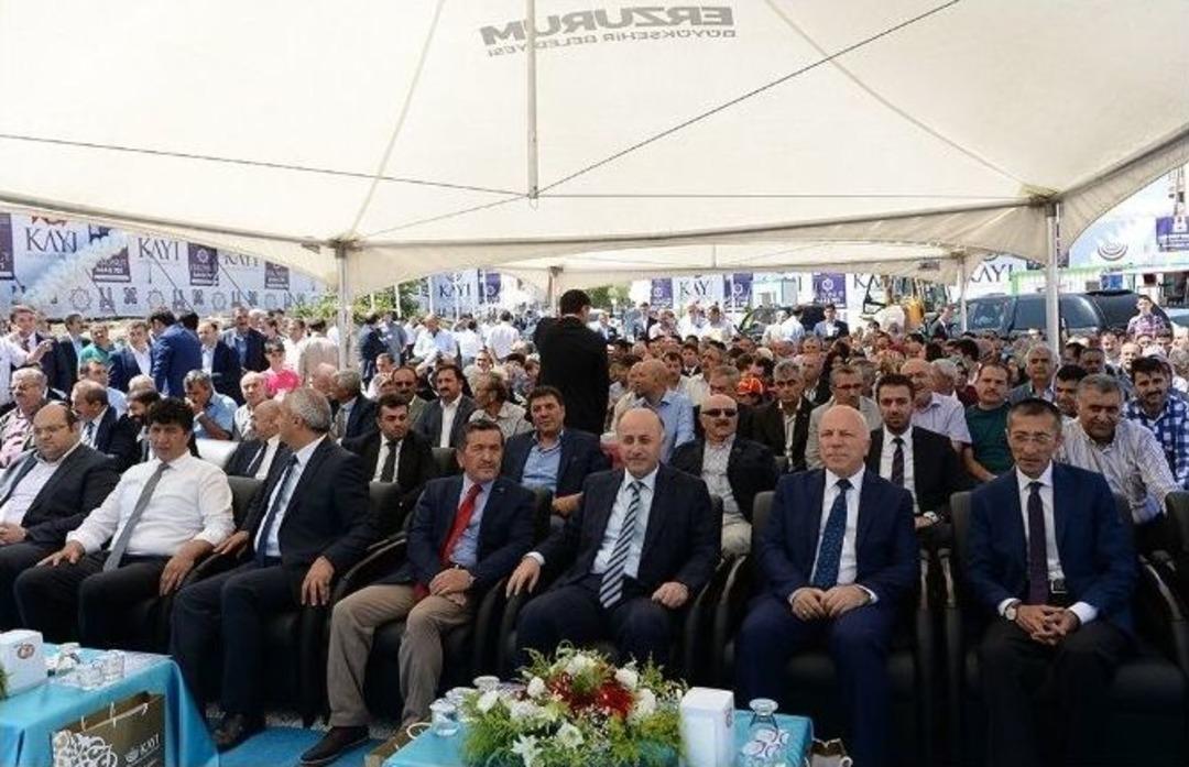 Vali Azizoğlu, &ldquo;erzurum&rsquo;un Dadaşları T&uuml;rk Tarihi Boyunca S&ouml;z Sahibi Olmuş Kahramanlardır&rdquo;