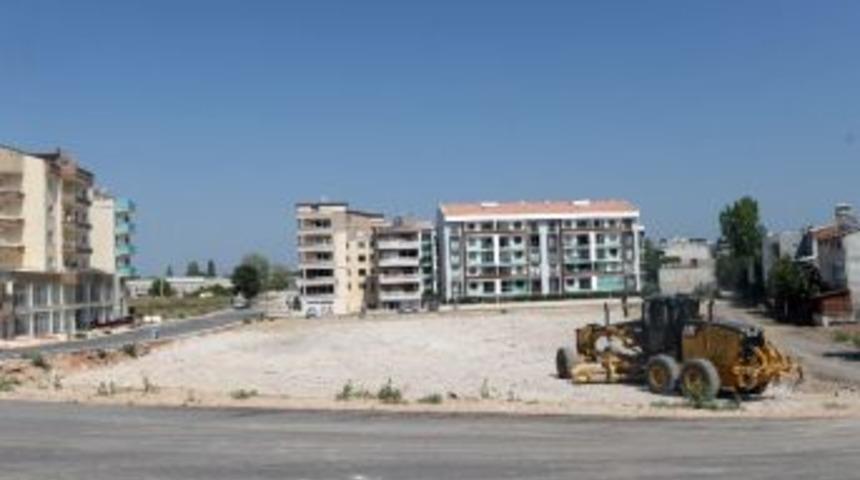 Ge&ccedil;it&rsquo;e Yeni Pazar Yeri