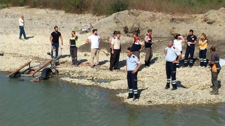 14 Yaşındaki &Ccedil;ocuk Nehirde Kayboldu