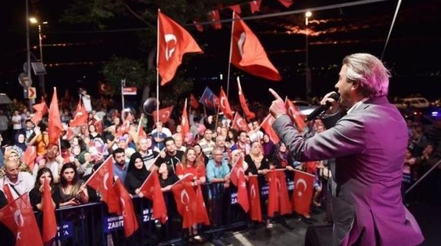 Başkan Demircan&rsquo;dan Sarıyer&rsquo;de Vatan N&ouml;beti Tutan Vatandaşlara Destek