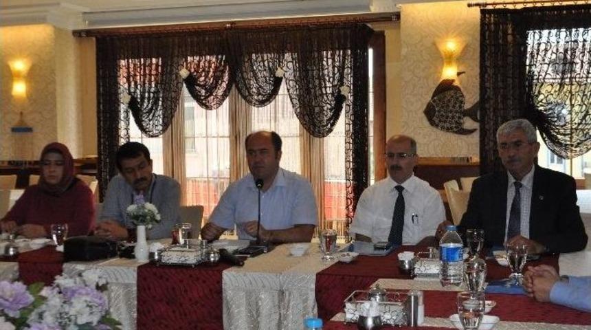 K&uuml;&ccedil;&uuml;kbaş Hayvan Islahı Projesi&rsquo;nin Y&uuml;r&uuml;tme Kurulu &Ccedil;orum&rsquo;da Yapıldı