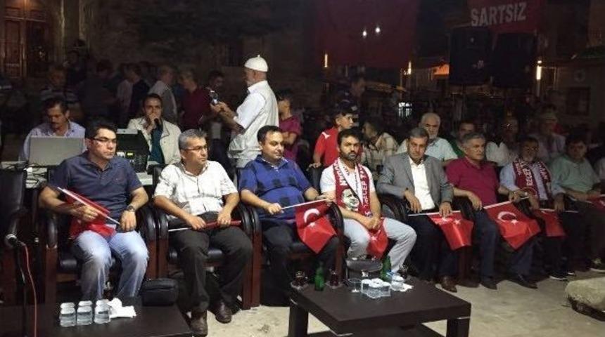 Bedenindeki Kurşun Demokrasi Madalyası Oldu