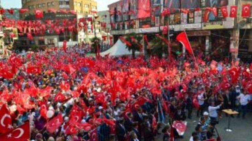 Demokrasi N&ouml;beti Bu Akşam Bitiyor