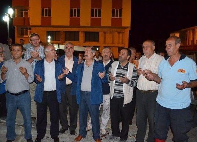 Adilcevaz’da Kurbanlı Demokrasi Nöbeti