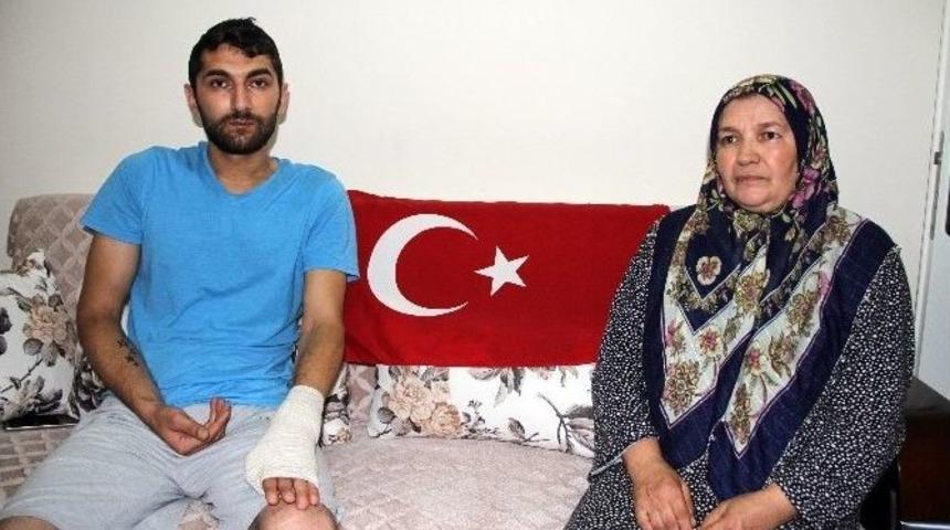 (&ouml;zel Haber) Trt &Ouml;n&uuml;nde Yaralanan O Gazi Darbenin İzlerini V&uuml;cudunda Taşıyor