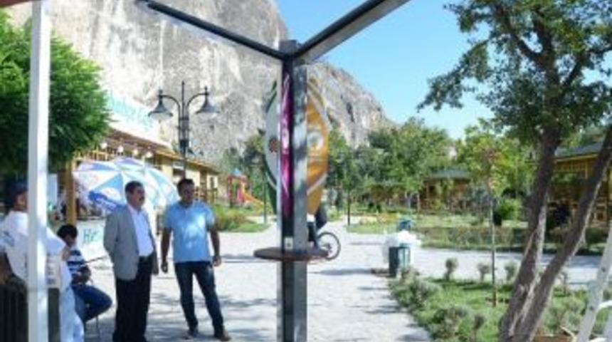 Şarj Ve Wifi Noktası Hizmete Girdi