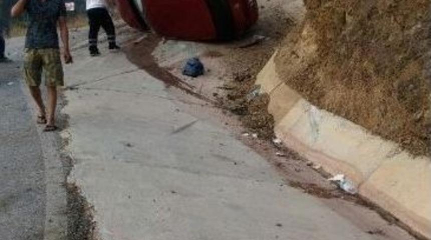 Marmaris’te Sürücüsü Uyuyan Otomobil Takla Attı