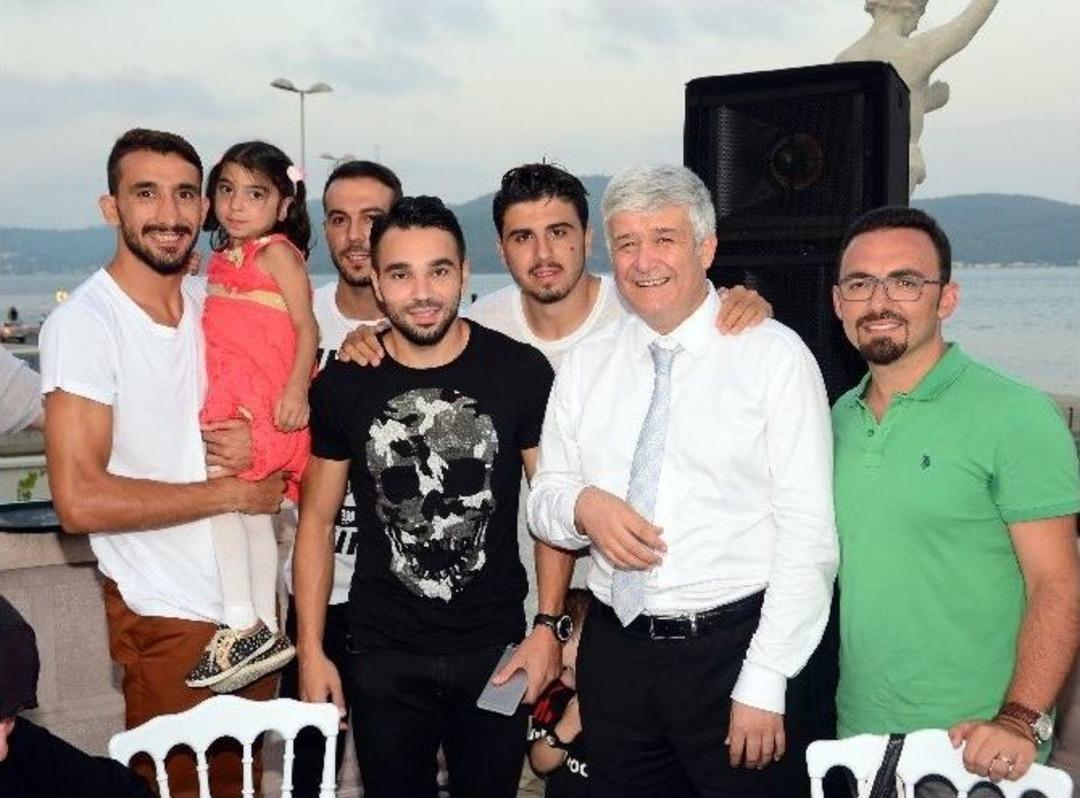 Mehmet Topal&rsquo;dan &Ouml;rnek Hareket