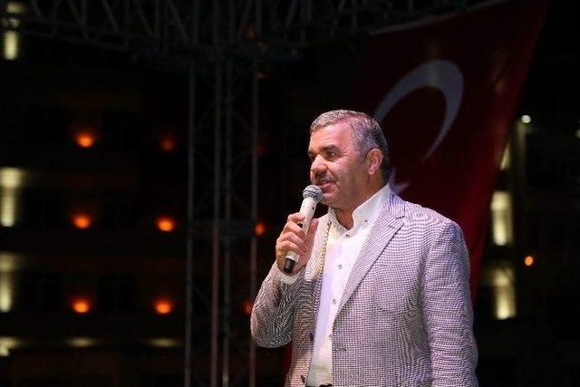 Başkan Mustafa Çelik Kesintisiz Nöbette