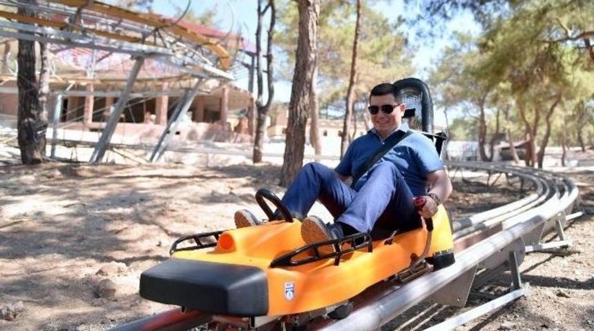 T&uuml;t&uuml;nc&uuml;: &ldquo;park Orman Projesi T&uuml;rkiye&rsquo;de Parmakla G&ouml;sterilecek&rdquo;