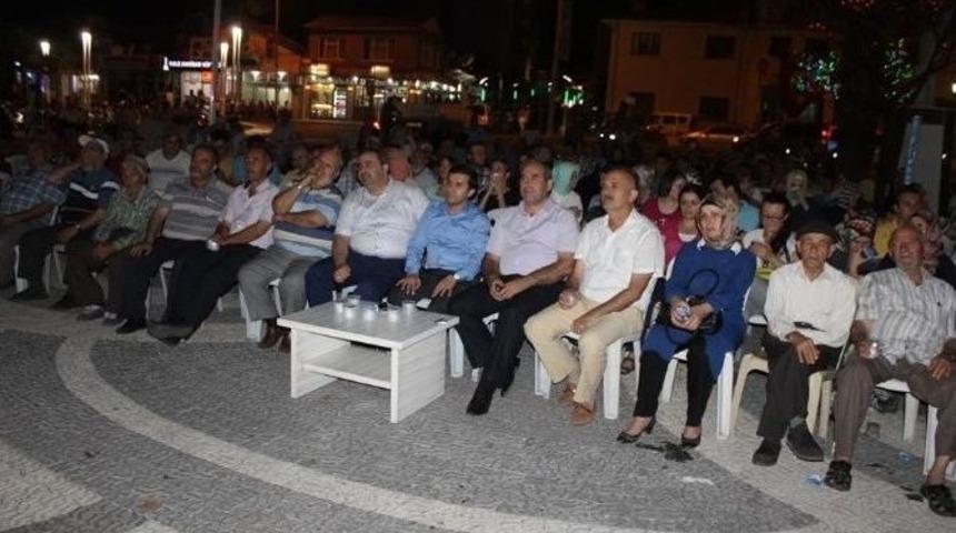 Kırkağa&ccedil;lılar Demokrasi N&ouml;betine Devam Ediyor