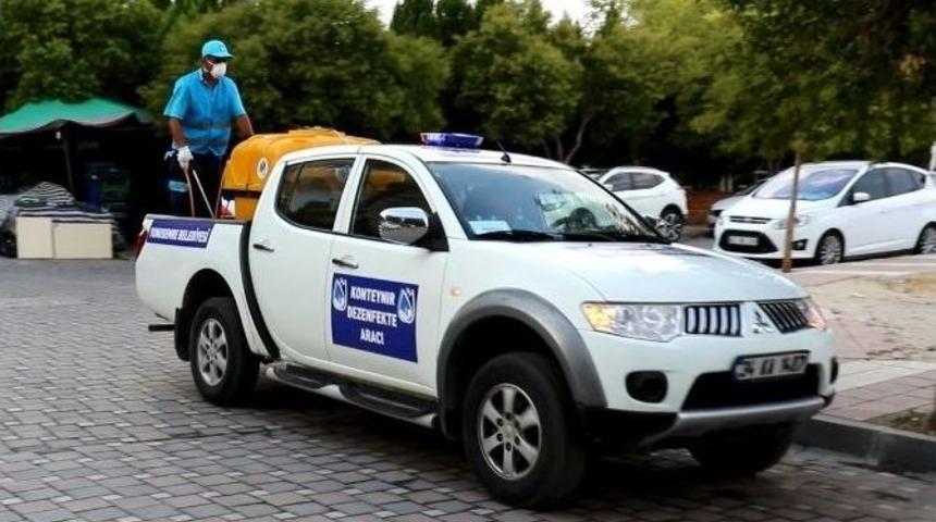 Yunusemre&rsquo;de &Ccedil;&ouml;p Konteynerleri Temizleniyor