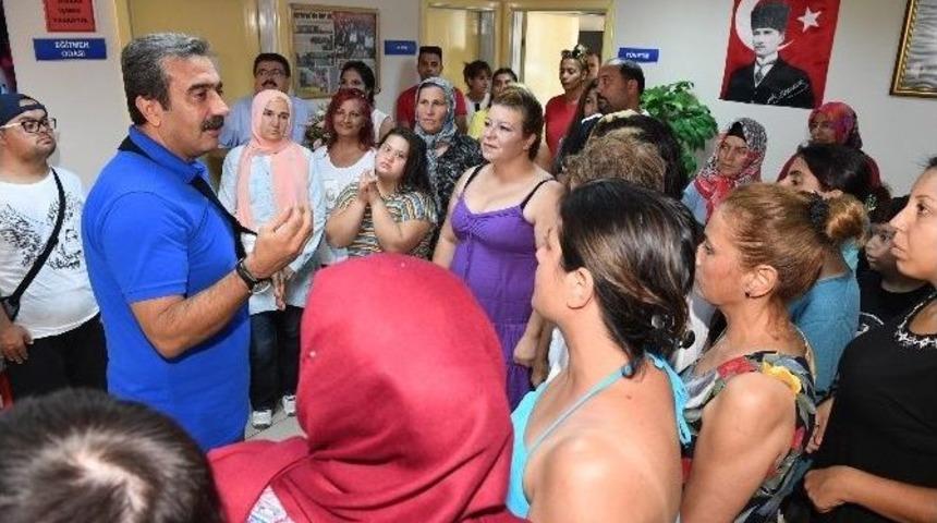 Engelli Annelerine Y&uuml;zme Sertifikası