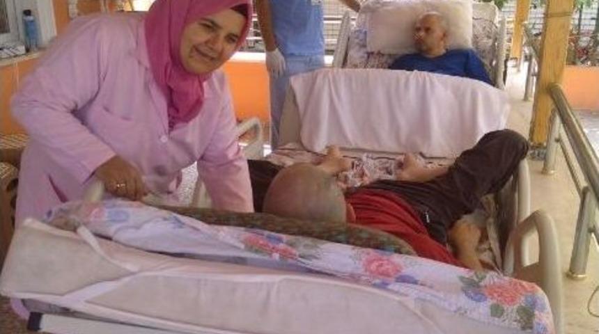 İzmit Belediyesi&rsquo;nden İhtiya&ccedil; Sahiplerine Yardım Eli