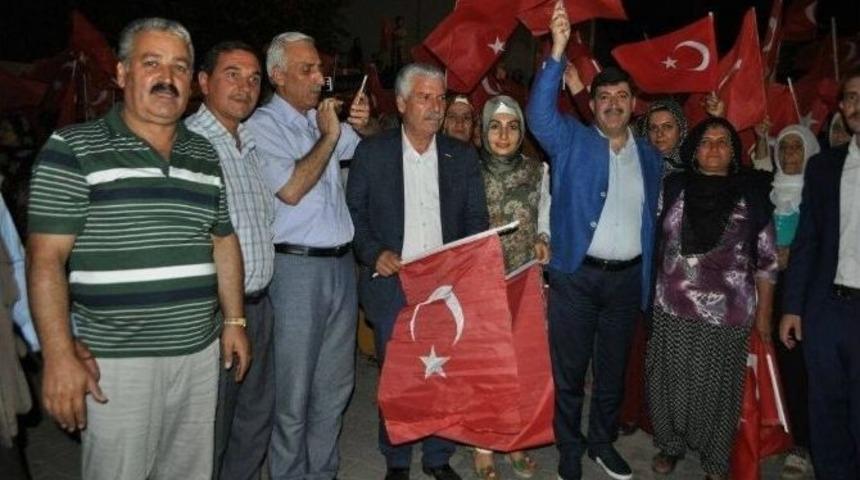 &Ccedil;ermik Demokrasiye Sahip &Ccedil;ıktı