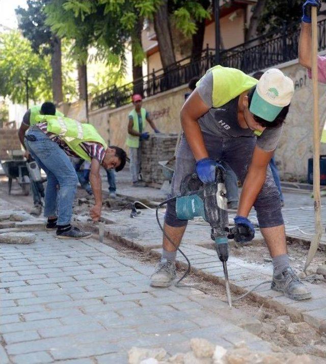 ‘çiçek Açan Şehirler’ Projesi’nde İkinci Etap Başladı