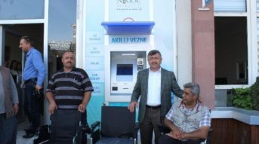 Engelli Vatandaşların Tekerlekli Sandalye Sevinci