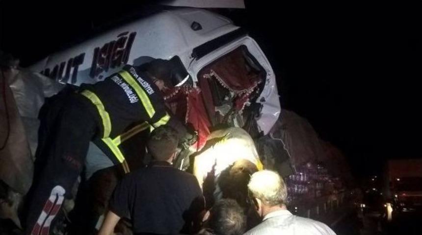 Boz&uuml;y&uuml;k&rsquo;te Trafik Kazası 1 &Ouml;l&uuml;