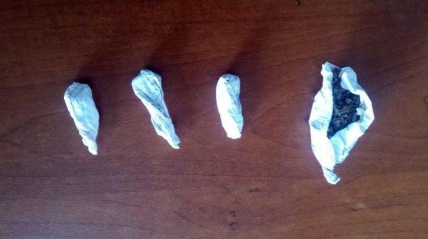 &Uuml;zerinden Uyuşturucu &Ccedil;ıkan Gen&ccedil; Serbest Bırakıldı